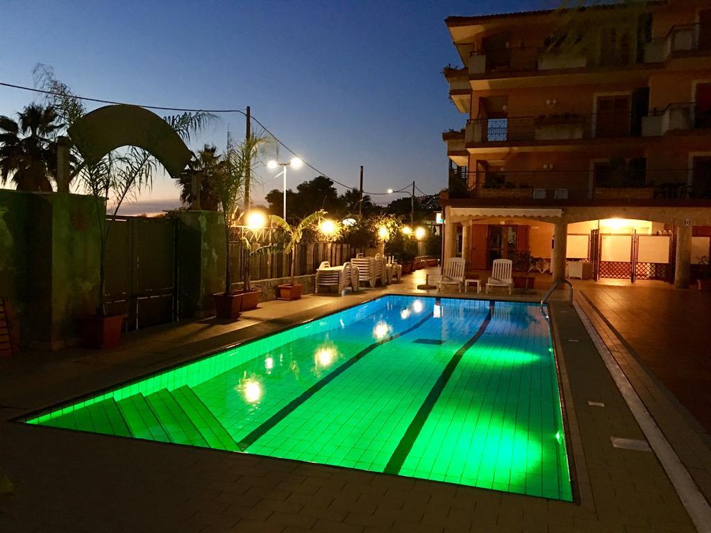 Taormina Hotel Calipso Mazzeo Extérieur photo
