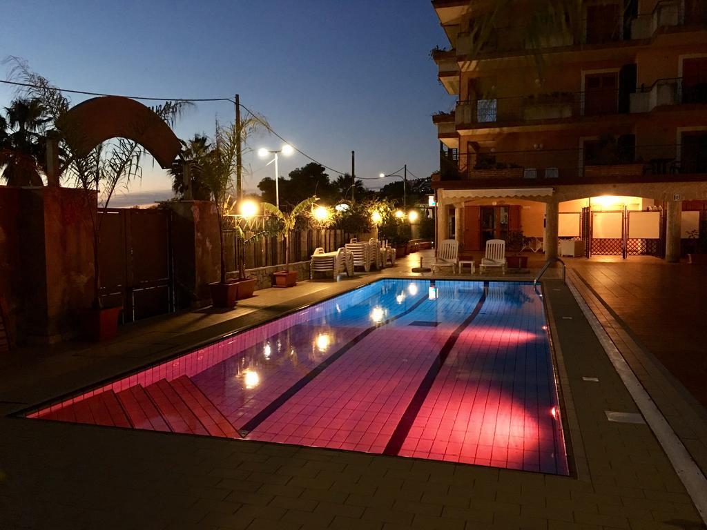 Taormina Hotel Calipso Mazzeo Extérieur photo