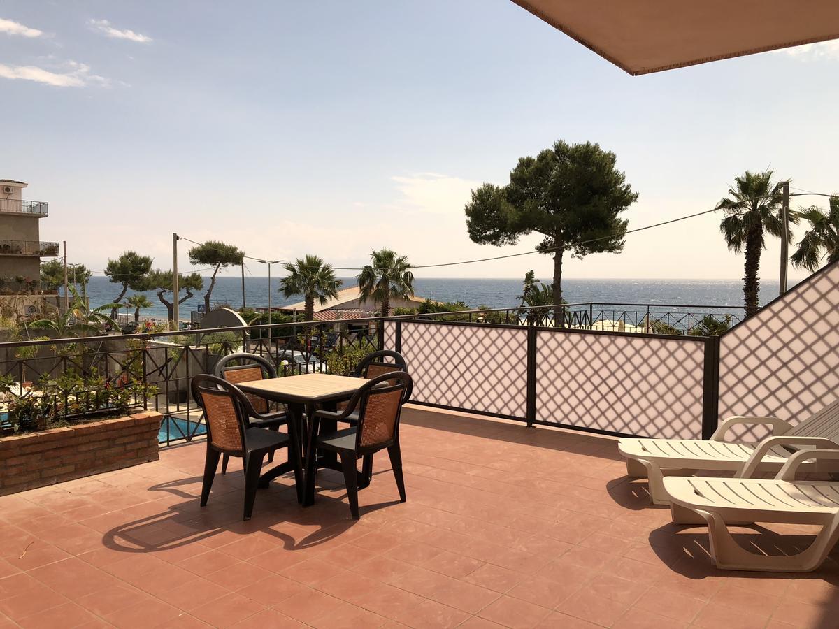 Taormina Hotel Calipso Mazzeo Extérieur photo