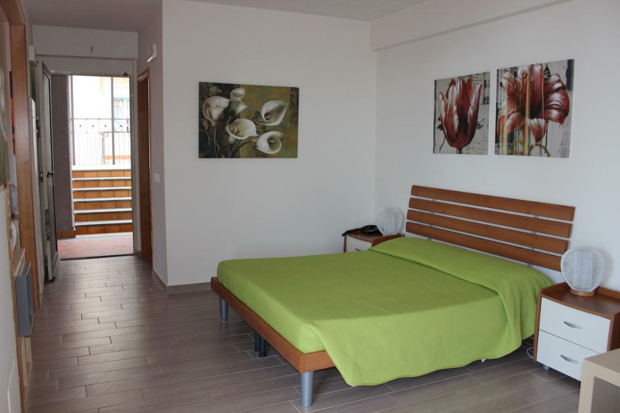 Taormina Hotel Calipso Mazzeo Extérieur photo